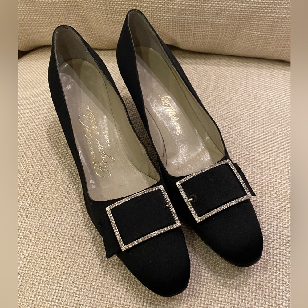 Vintage Roger Vivier Paris Black Satin Pump w Rhinestone Buckle/Womens 7.5 AAA